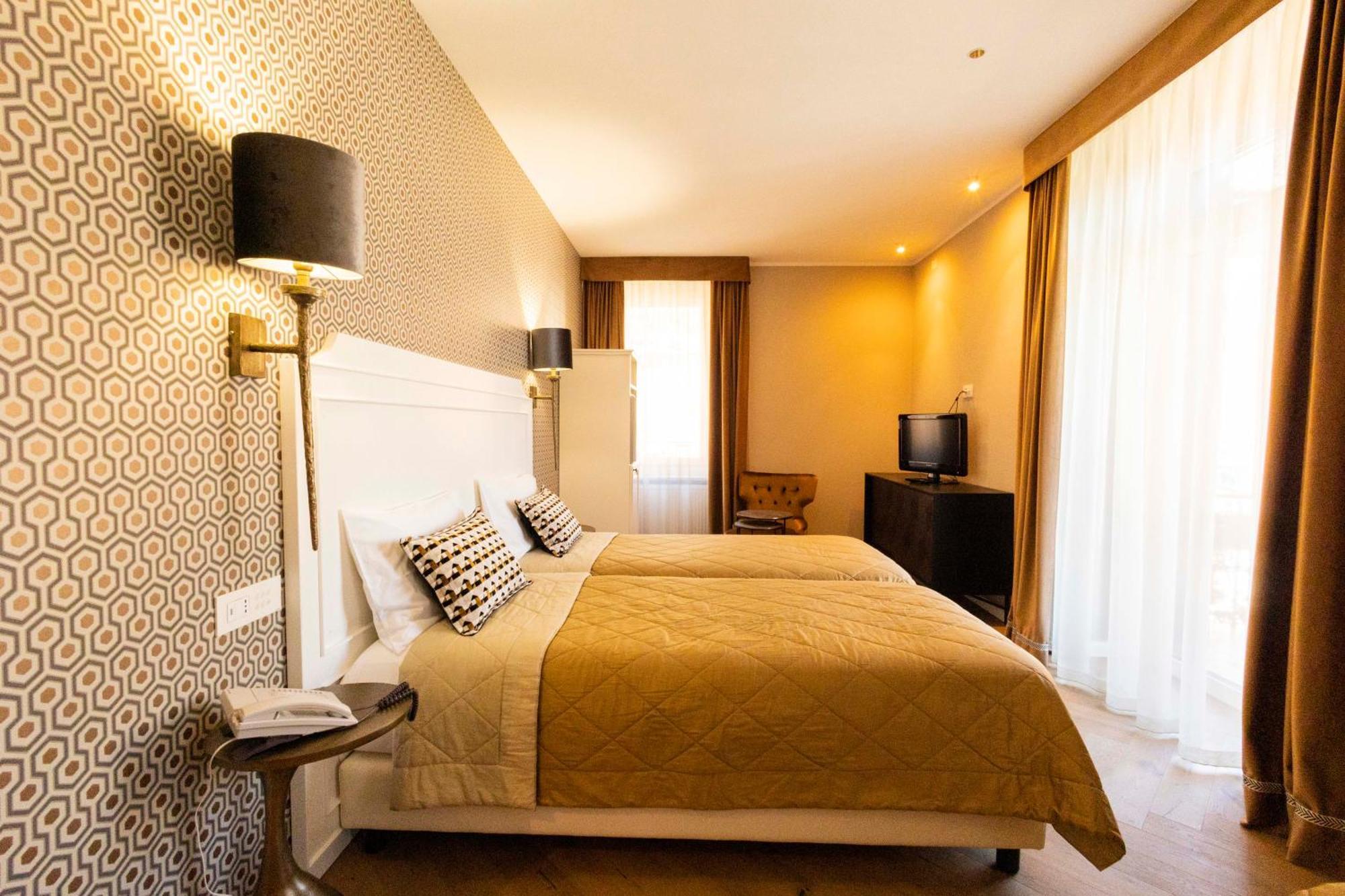 Liberty Hotel มาเล ภายนอก รูปภาพ