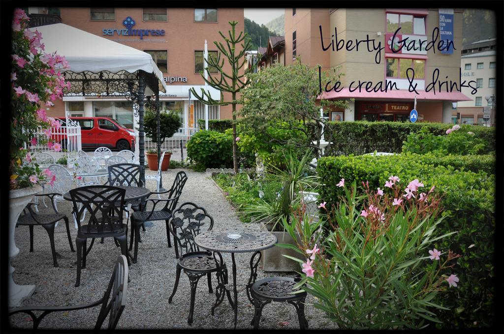 Liberty Hotel มาเล ภายนอก รูปภาพ