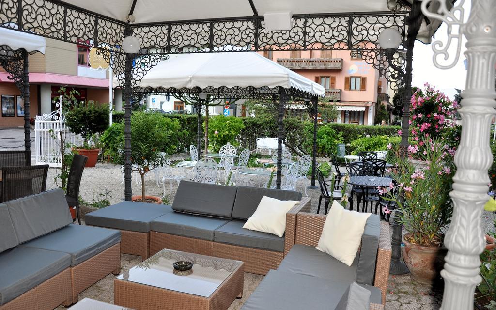 Liberty Hotel มาเล ภายนอก รูปภาพ
