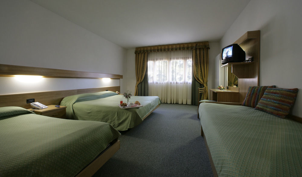 Liberty Hotel มาเล ภายนอก รูปภาพ