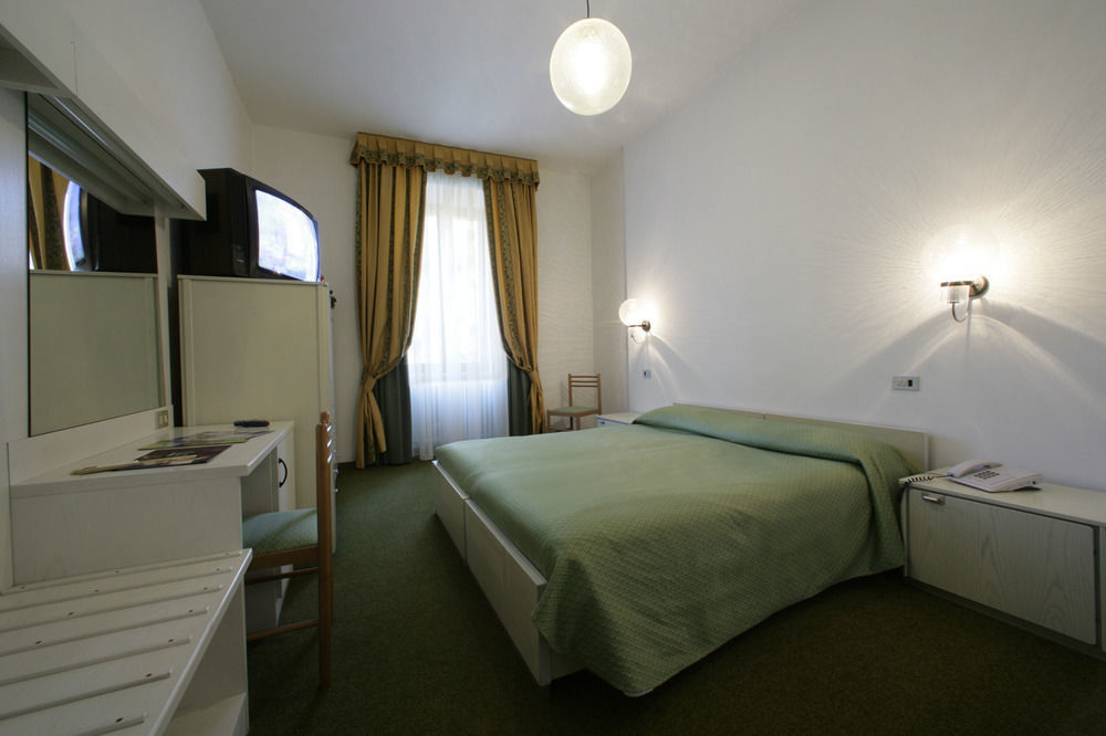 Liberty Hotel มาเล ภายนอก รูปภาพ